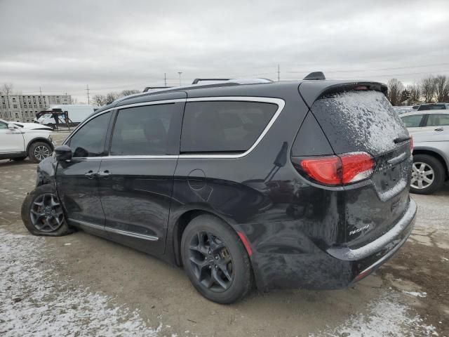 2017 Chrysler Pacifica Touring L Plus