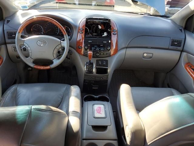 2006 Toyota Sienna XLE