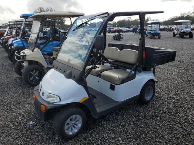 2020 Cushman Golf Cart