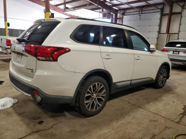 2016 Mitsubishi Outlander SE