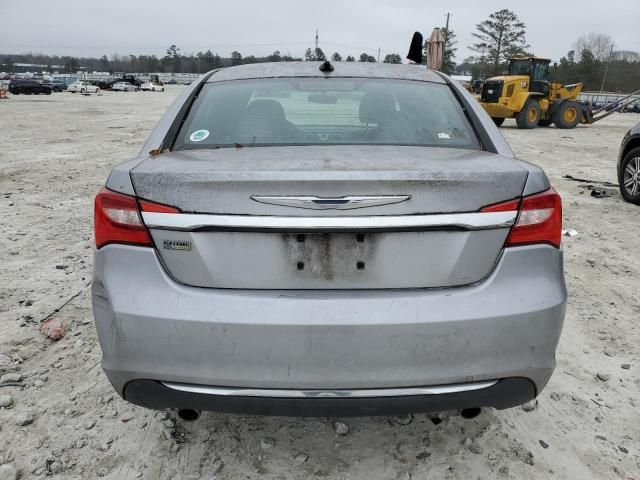 2013 Chrysler 200 Touring