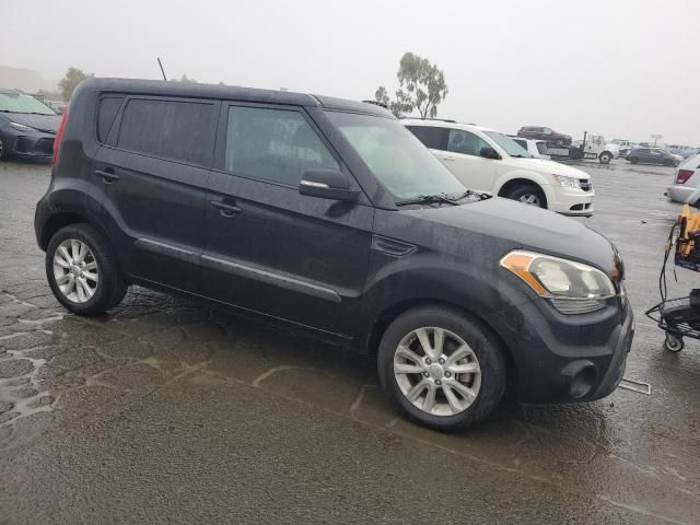 2013 KIA Soul +