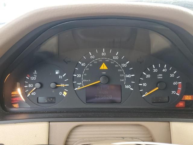 2000 Mercedes-Benz E 320