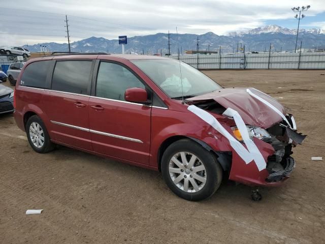 2016 Chrysler Town & Country Touring