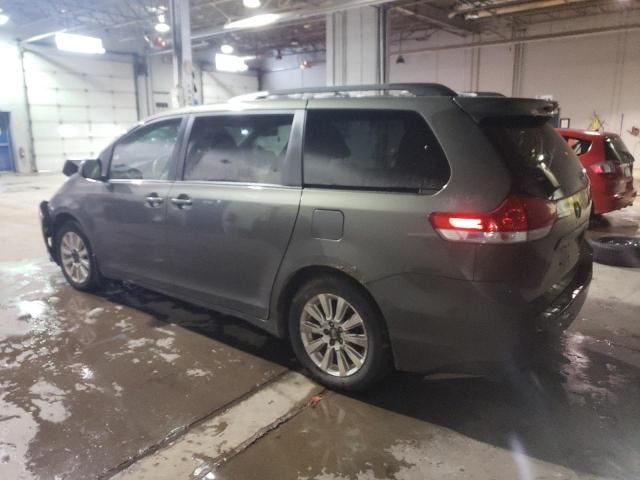 2011 Toyota Sienna LE