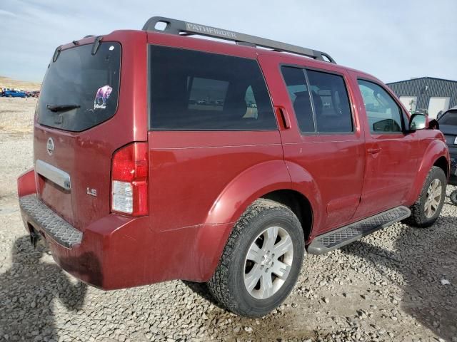 2007 Nissan Pathfinder LE