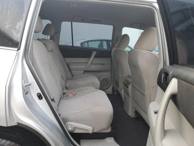 2013 Toyota Highlander Base