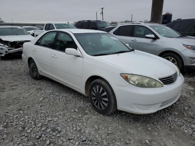 2005 Toyota Camry LE