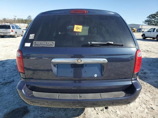 2007 Chrysler Town & Country LX