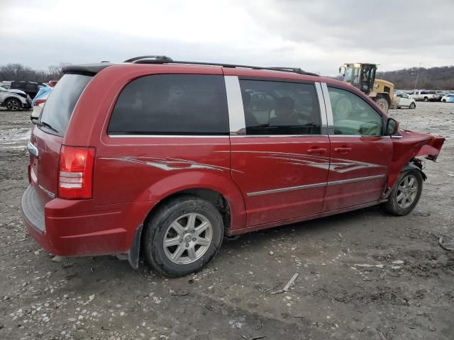 2010 Chrysler Town & Country Touring