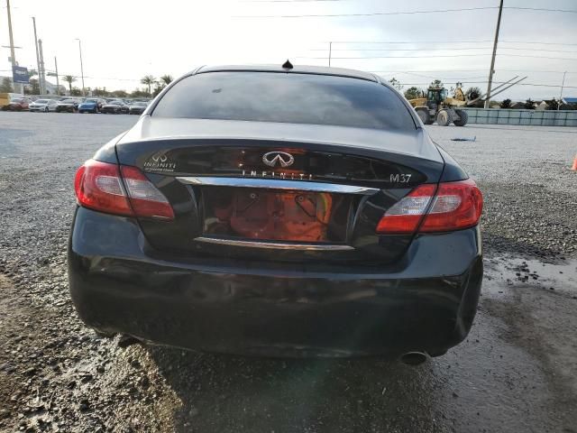 2011 Infiniti M37