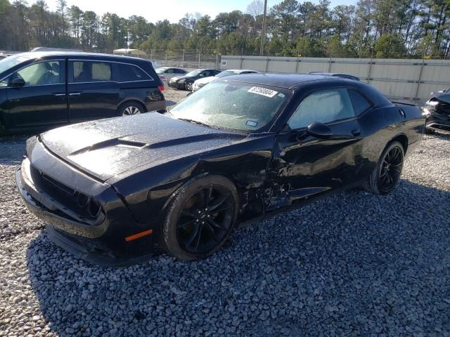 2018 Dodge Challenger SXT