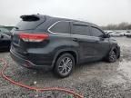 2017 Toyota Highlander SE