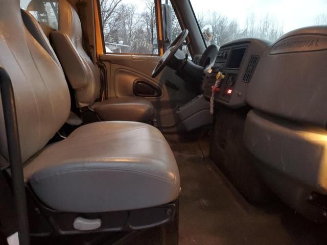 2006 International 4000 4400