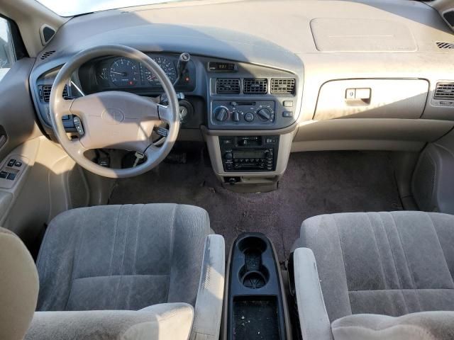 2000 Toyota Sienna LE