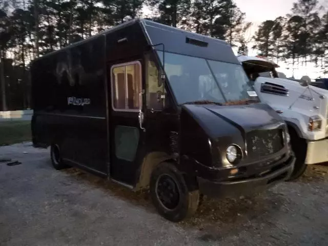 2009 Freightliner Chassis M Line WALK-IN Van