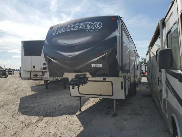 2016 Keystone Laredo