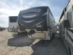 2016 Keystone Laredo