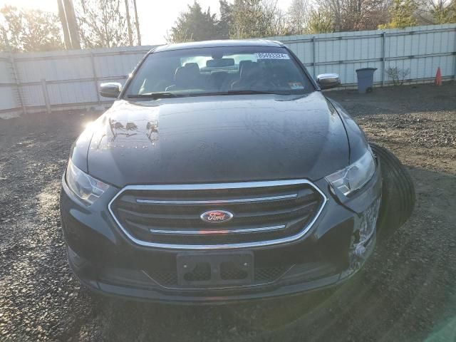 2015 Ford Taurus Limited