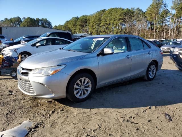 2017 Toyota Camry LE