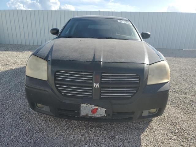 2005 Dodge Magnum R/T