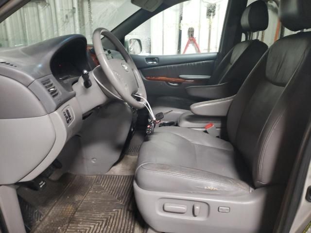 2007 Toyota Sienna XLE