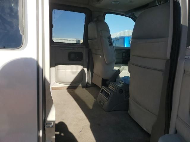 2005 GMC Savana RV G1500