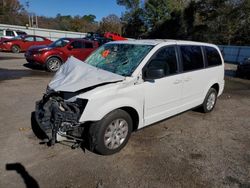 Salvage cars for sale at Shreveport, LA auction: 2009 Chrysler Town & Country LX