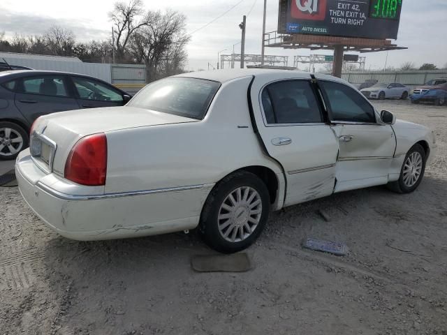 2003 Lincoln Town Car Executive