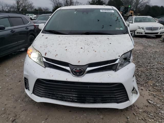 2020 Toyota Sienna LE