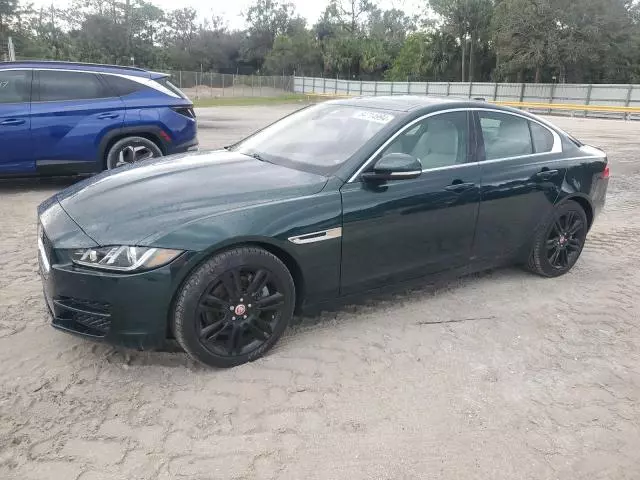 2017 Jaguar XE Prestige