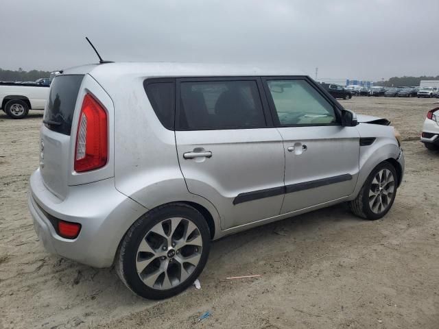 2013 KIA Soul +