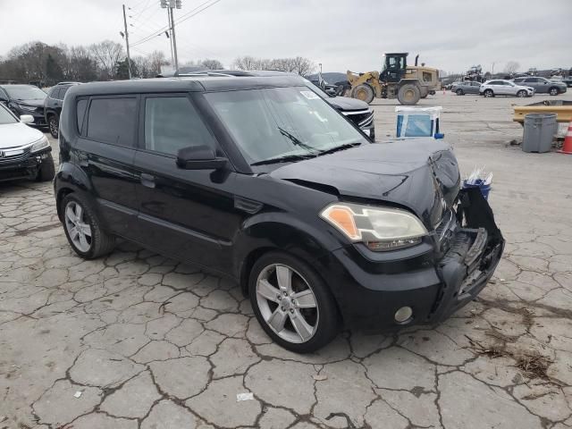 2010 KIA Soul +