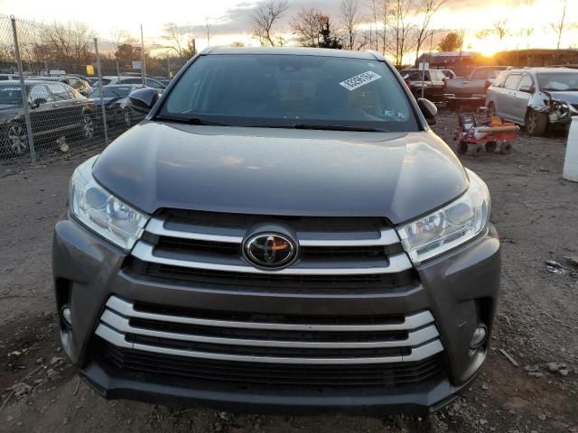 2019 Toyota Highlander SE