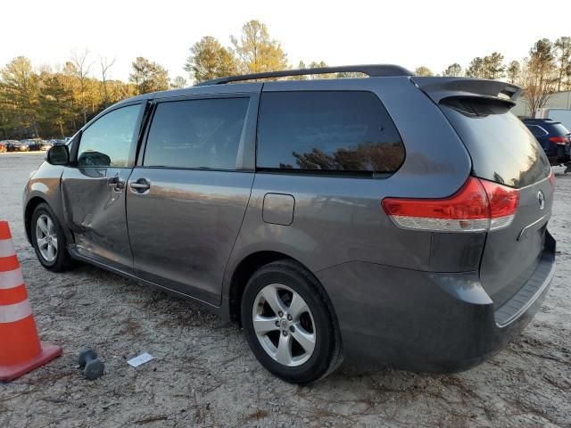 2011 Toyota Sienna LE