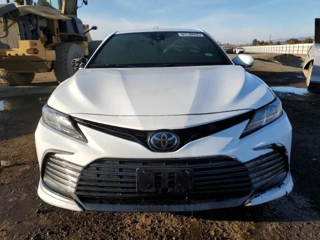 2022 Toyota Camry LE