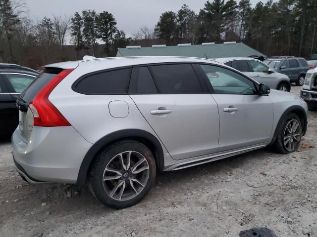 2018 Volvo V60 Cross Country Premier