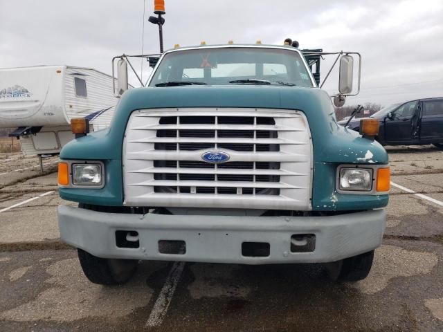 1995 Ford F800