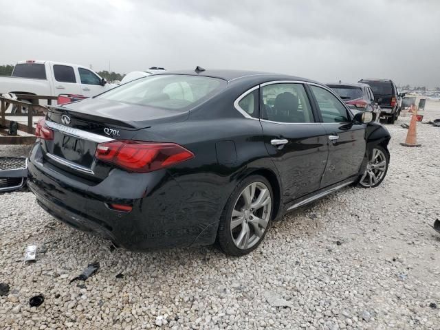 2016 Infiniti Q70 3.7