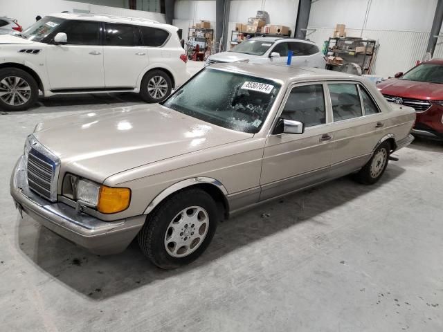 1990 Mercedes-Benz 560 SEL