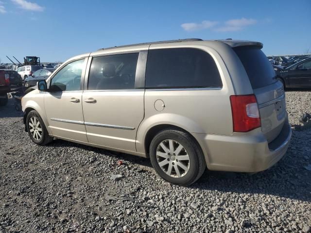 2013 Chrysler Town & Country Touring