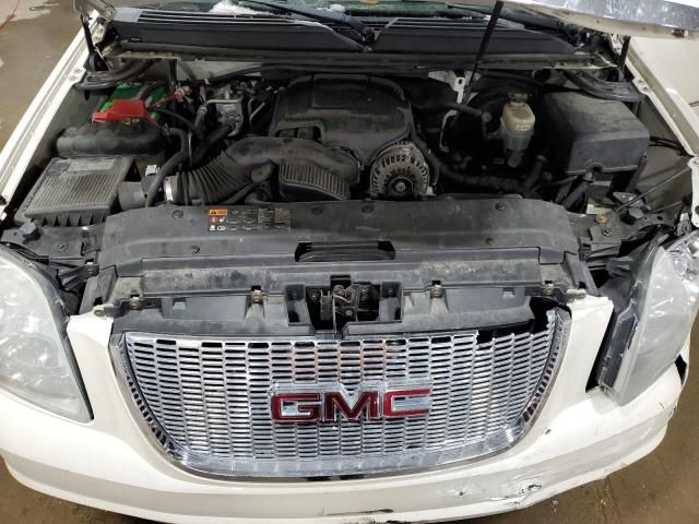 2011 GMC Yukon XL K1500 SLT