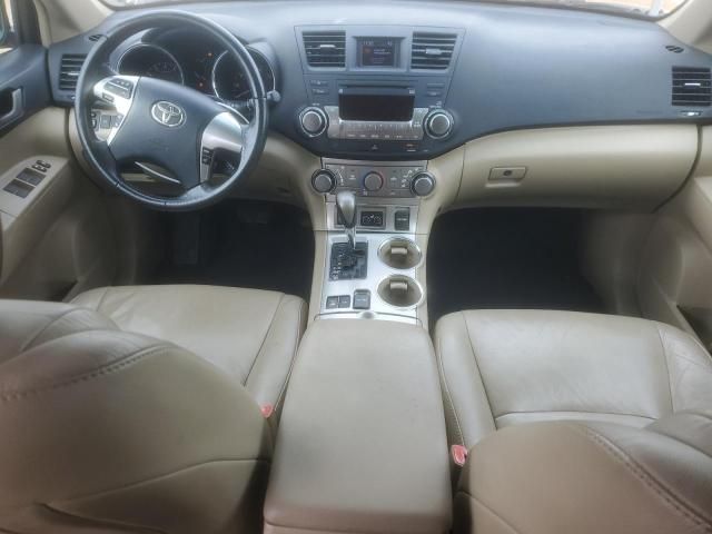 2011 Toyota Highlander Base