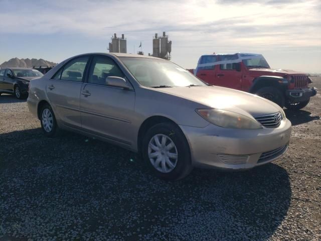 2005 Toyota Camry LE