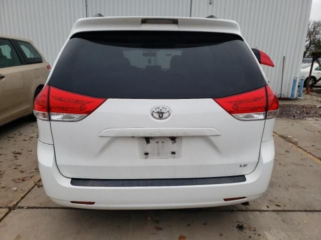 2012 Toyota Sienna LE