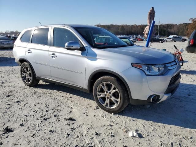 2015 Mitsubishi Outlander SE