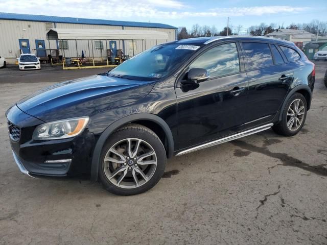 2016 Volvo V60 Cross Country Premier