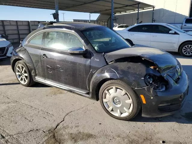 2013 Volkswagen Beetle