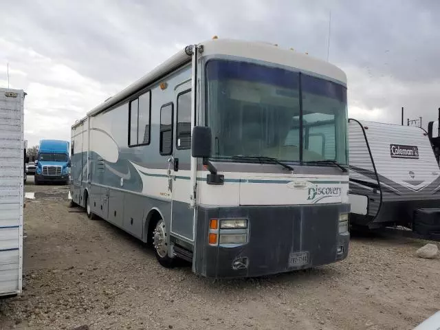 2000 Freightliner Chassis X Line Motor Home