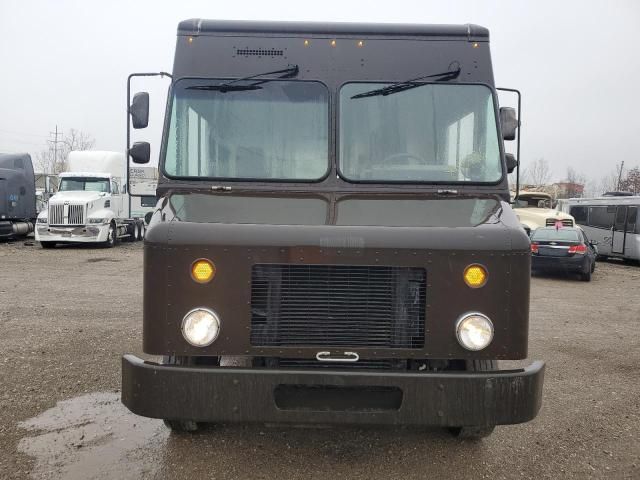 2009 Freightliner Chassis M Line WALK-IN Van